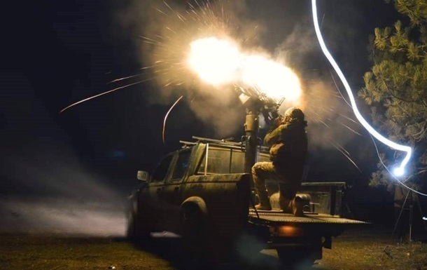 Росіяни атакують Київ: лунають вибухи