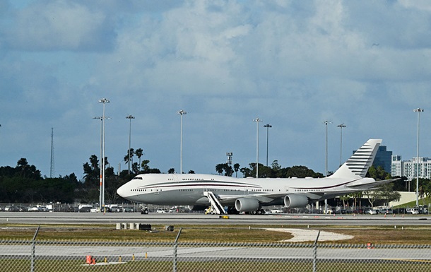 Ремонт літака Трампа профинансировали за счет ядерной программы - СМИ