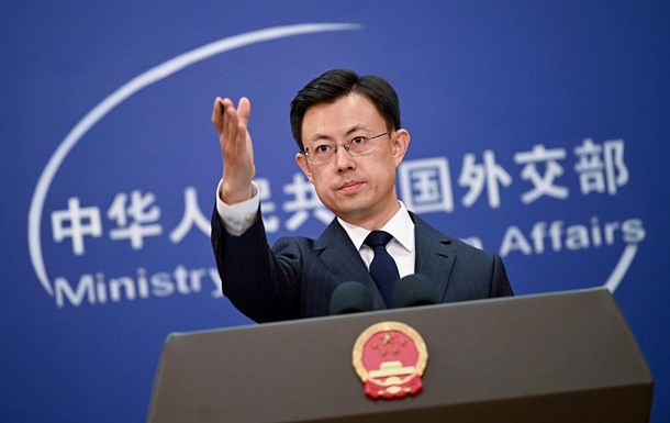 Китай різко відреагував на санкції України