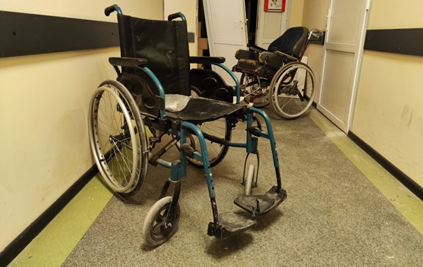 Ракетний удар по Кам янському: пошкоджено лікарню, є загиблі 