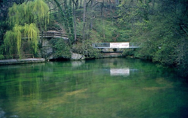 Трагедія на Дунаї: перекинувся човен із туристами, є загиблі