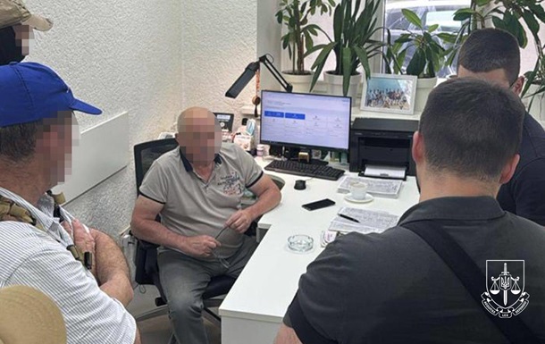 За деньги оформляли  инвалидность : в Киеве задержали руководство больницы