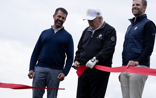 Трамп провів церемонію відкриття поля для гольфу в Шотландії