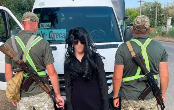 Выдавал себя за женщину: на Одесчине поймали уклониста