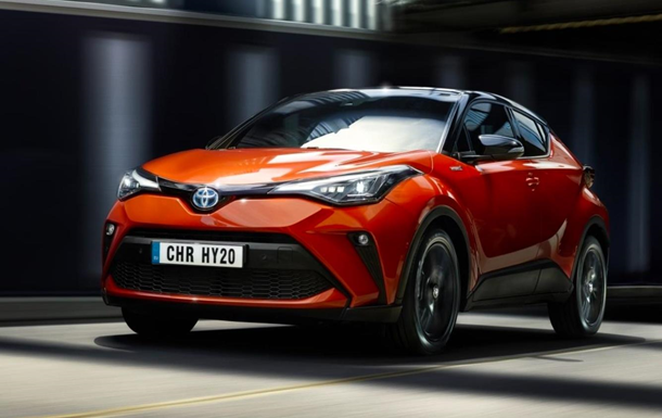 Названо ТОП-10 автомобилей, которые украинцы купили в салонах в июле