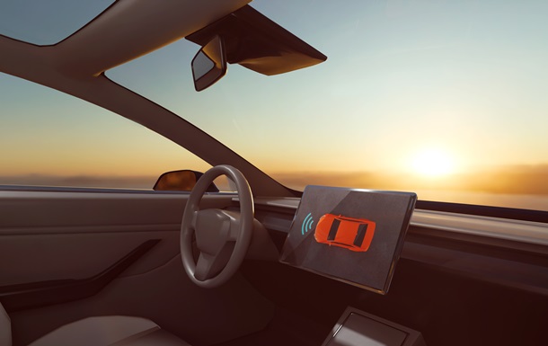 С Tesla требуют $345 млн компенсации из-за смертельной аварии с автопилотом