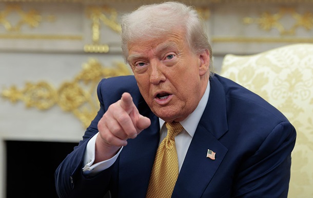 Трамп  ответил  на угрозы Медведева указом