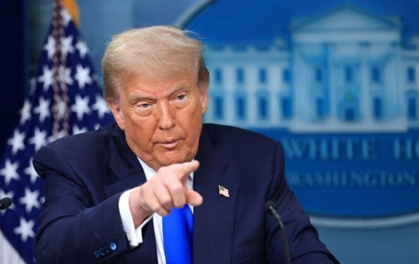 Трамп уволил главу статистического бюро из-за плохого роста занятости