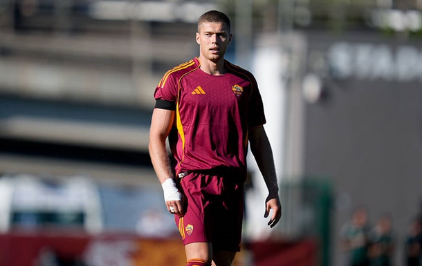 Визначені команди, які бажають підписати Довбика