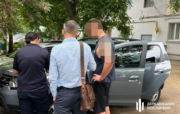 В Одессе сотрудник ТЦК  торговал  отсрочкой от мобилизации