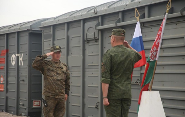 Россия начала переброску войск в Беларусь