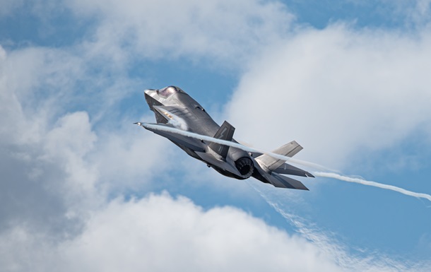 Испания ищет альтернативу американским F-35 - СМИ
