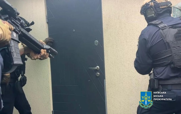 Правоохранители Украины и Молдовы раскрыли схему с  авто из США 