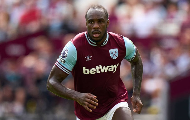 Игрок, едва не погибший в аварии, покидает клуб АПЛ