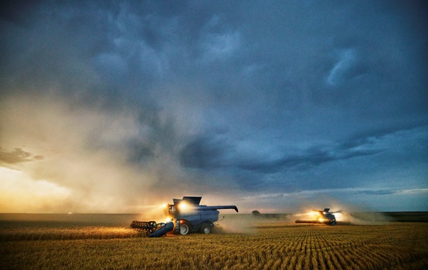 В Україні обмолотили половину засіяних площ ранніх зернових