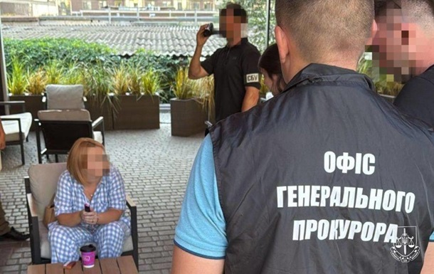 Сотрудницу Одесской таможни поймали на взятке