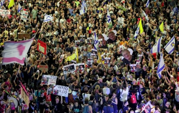 В Израиле тысячи людей вышли на протесты против плана Нетаньяху по Газе