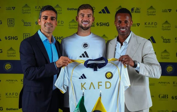 Футболист Барселоны стал новым партнером Криштиану Роналду