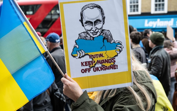 Встреча Трампа и Путина представляет опасность для Украины - NYT