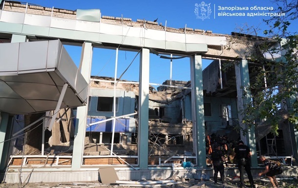 Підсумки 10.8: Обмін територіями і удар по вокзалу