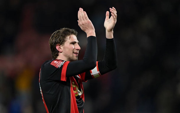 Борнмут організував теплі проводи Забарному