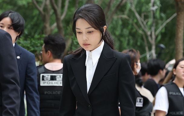 В Южной Корее арестовали супругу бывшего президента