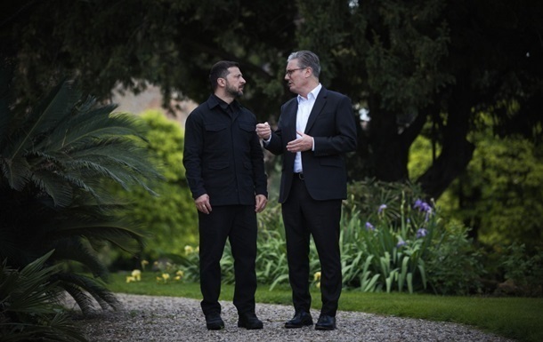 Зеленский встретится со Стармером в Лондоне