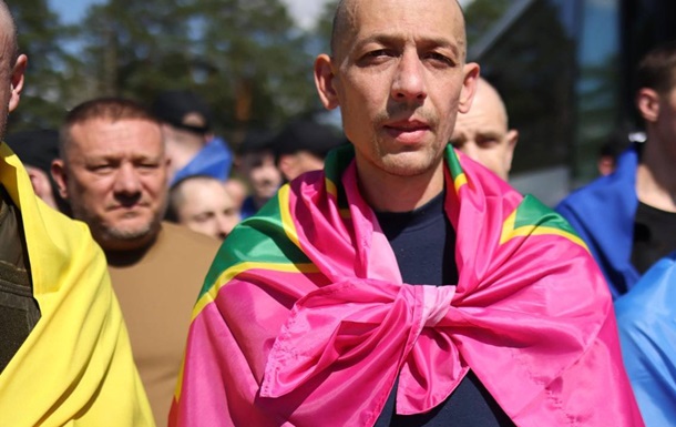 З полону повернувся полковник із Маріуполя, який воював з 2014 року