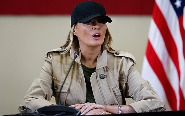 СМИ узнали о письме Мелании Трамп для Путина