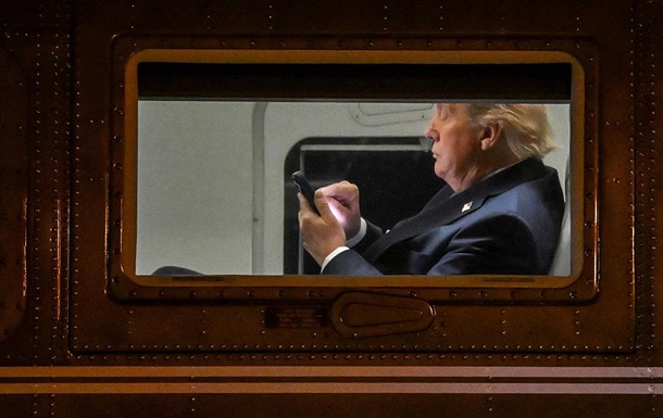 Трамп и Зеленский провели телефонный разговор