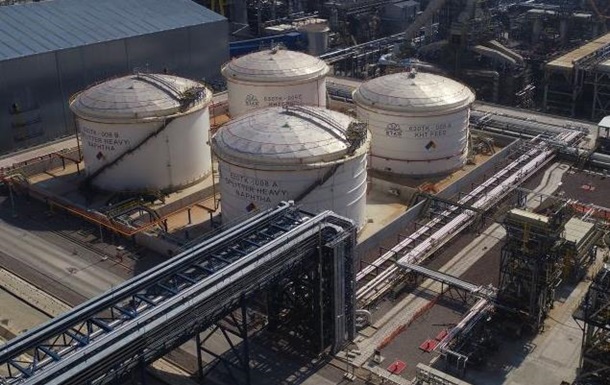 Росія вдарила по нафтобазі SOCAR на Одещині - ЗМІ