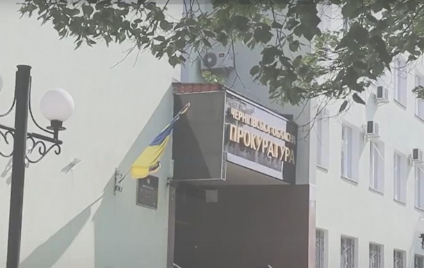 На Черниговщине осудили мужчину, который истязал детей сожительницы