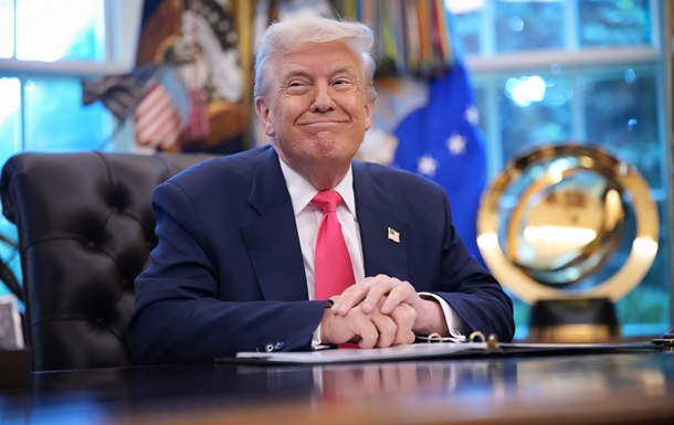 Трамп почав готувати зустріч Зеленського і Путіна