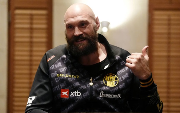 Ф’юрі - про зустріч Усика з Ітаумою: Бій молодого хлопця проти старого