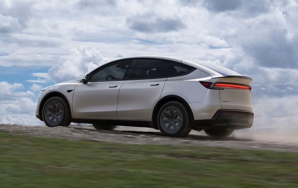Tesla представила шестимісну версію Model Y у Китаї