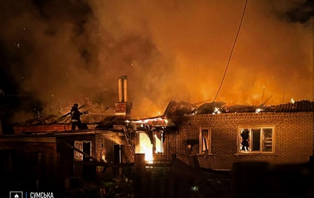 Десятки дронов РФ нанесли удары по Сумщине и Одесчине