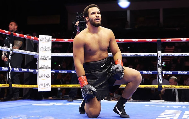 Тренер Итаумы объяснил, почему желает поединка с Усиком