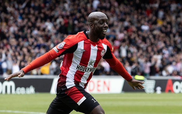 Ньюкасл підвищив ставку в переговорах щодо форварда Брентфорда