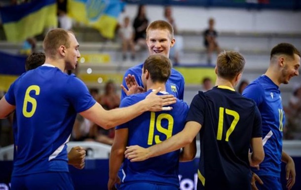 Молодежная сборная Украины по волейболу сыграла первую игру ЧМ с выигрышем