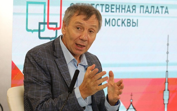 В России объявили иноагентом прокремлевского политолога