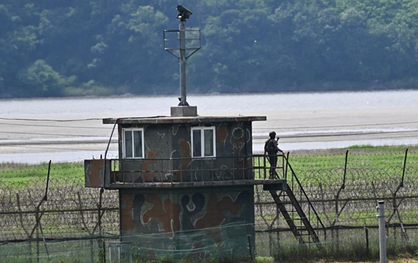 Военные КНДР нарушили границу с Южной Кореей