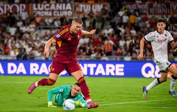 Довбик отримав оцінки за першу гру сезону в Серії А