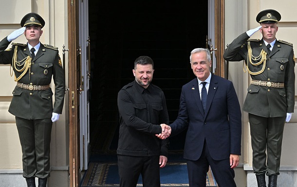 Канада рассматривает отправку войск в Украину