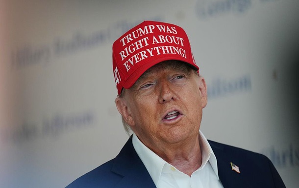 Трамп пригрозил телеканалам NBC и ABC лишением лицензий