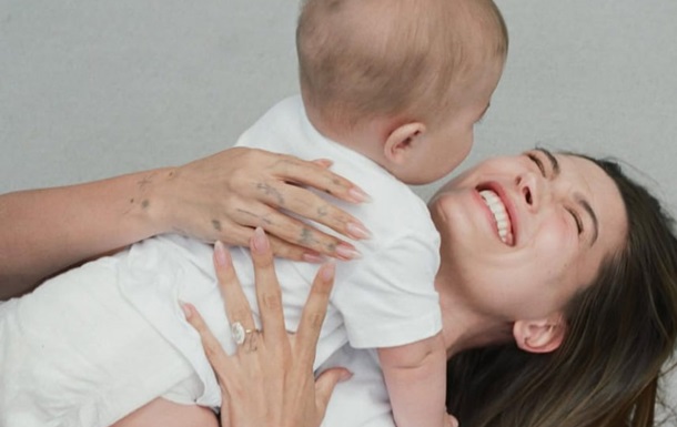 Гейлі та Джастін Бібер відсвяткували перший день народження сина