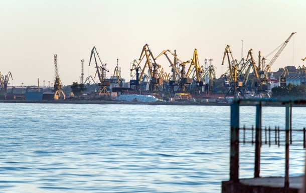 Росія  відкрила  окуповані порти Маріуполя і Бердянська