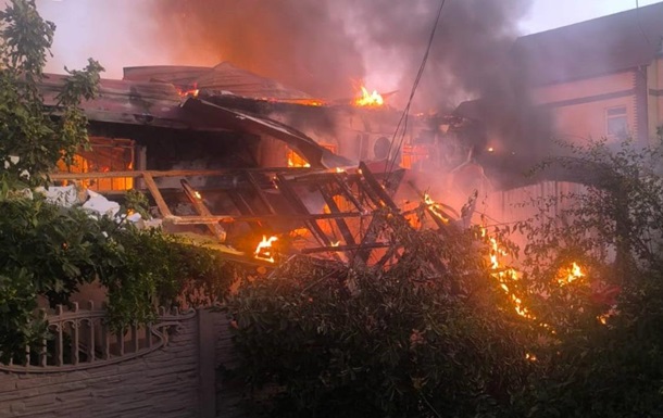 Росіяни атакували Херсон: є загибла й потерпілі