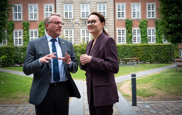 Свириденко прибыла с визитом в Данию