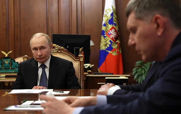 Путину озвучили неутешительные прогнозы по экономике РФ