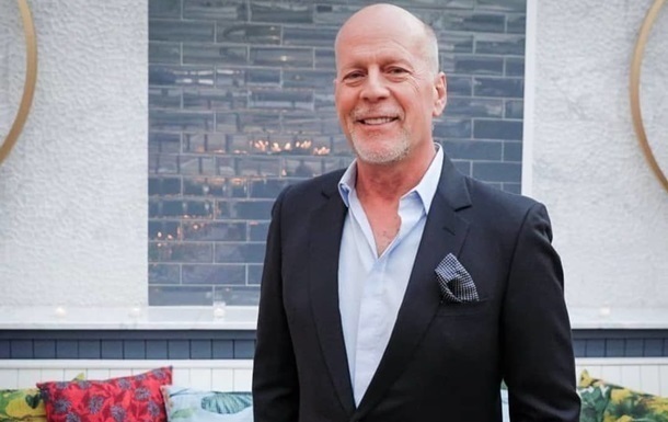 Жена Уиллиса рассказала о новых вызовах в борьбе актера с деменцией